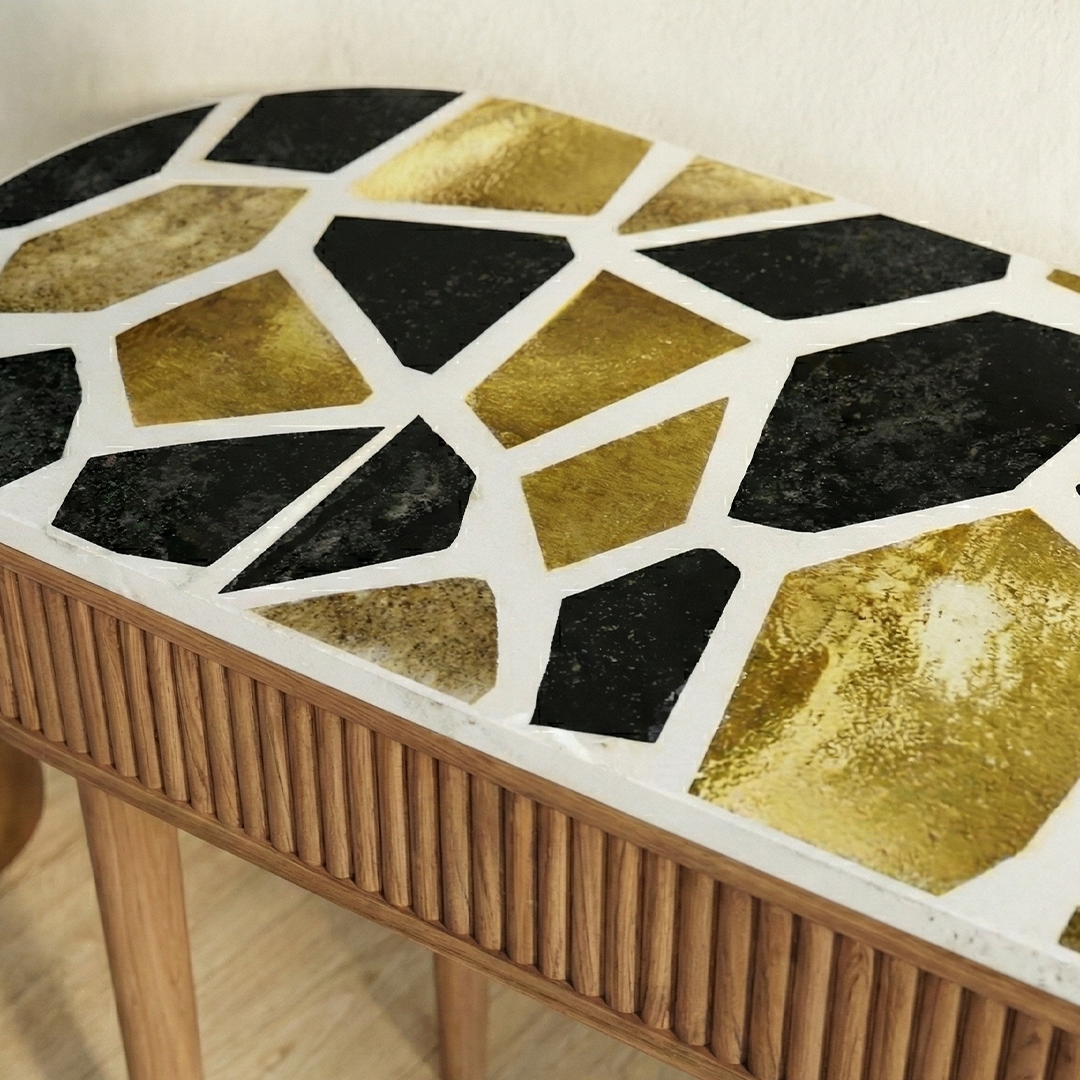 Fumi - Limited Edition console Table
