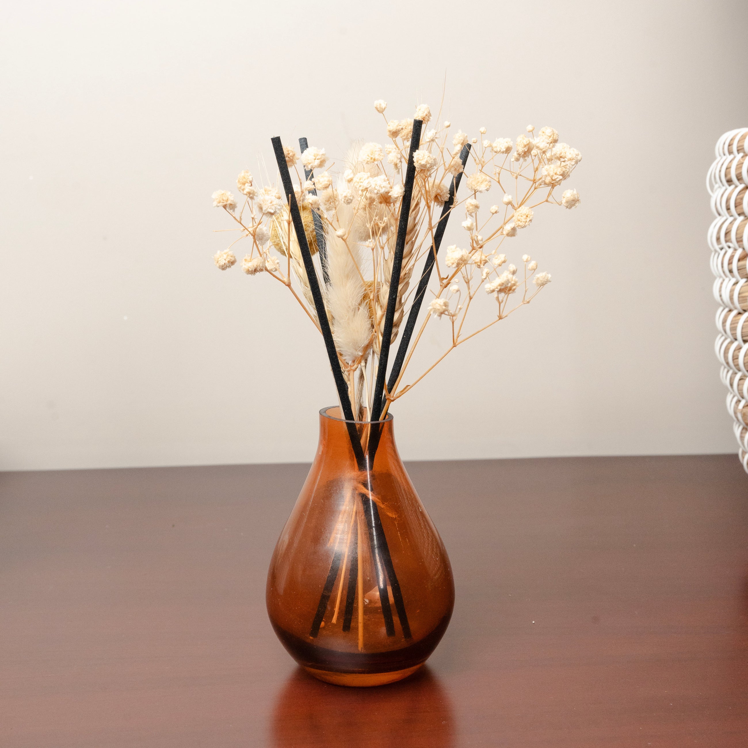 Noir Essence Garden Reed Diffuser Set | Home Fragrance with Dried Flowers