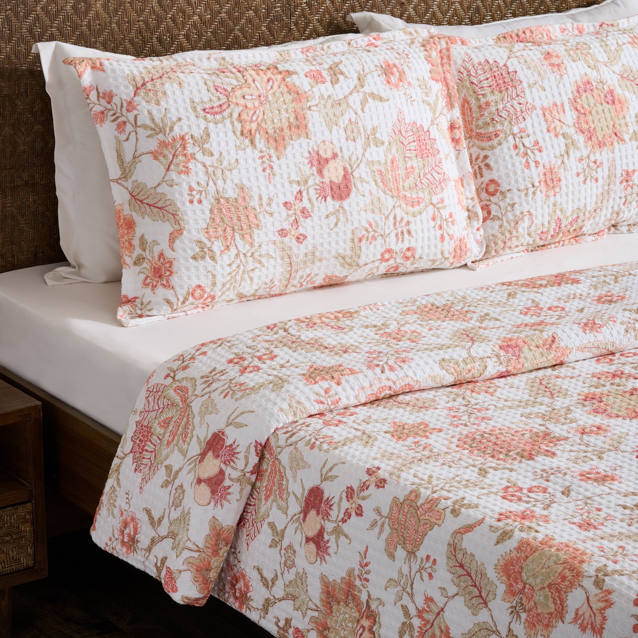 Garden Bed | Cotton| Waffle Printed | Comforter - Product Image 