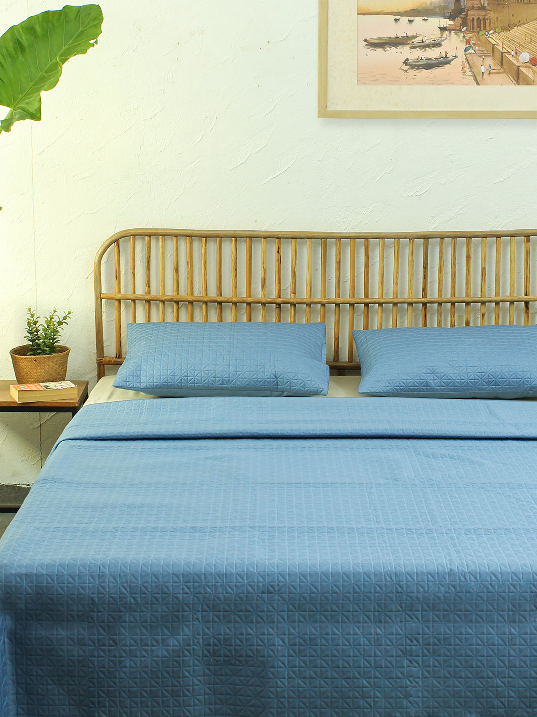 Sattal 1 Double Bedcover 2 Pillow Covers (Blue)