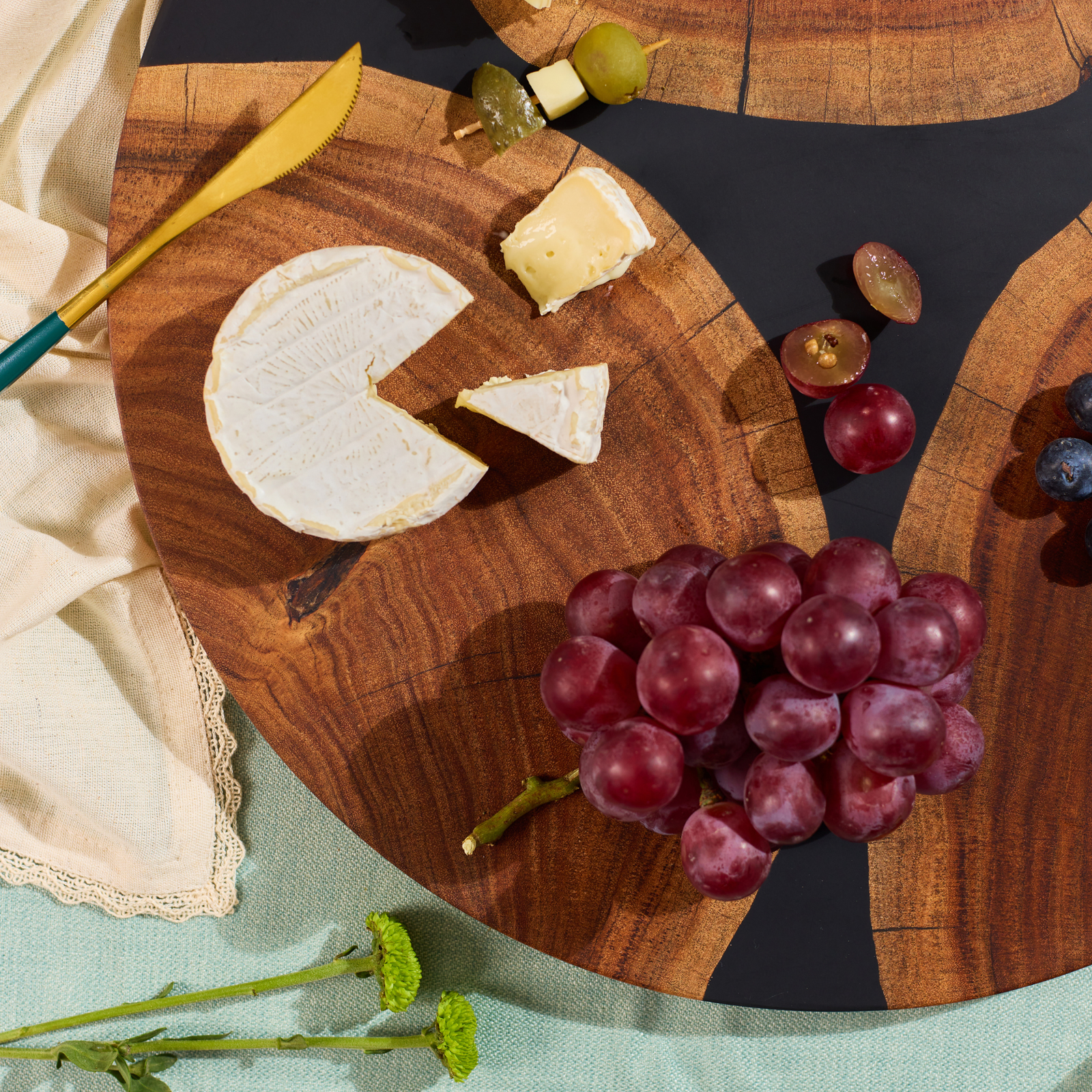 Lazy Susan Platter – Acacia Wood with Aqua Blue Resin Finish