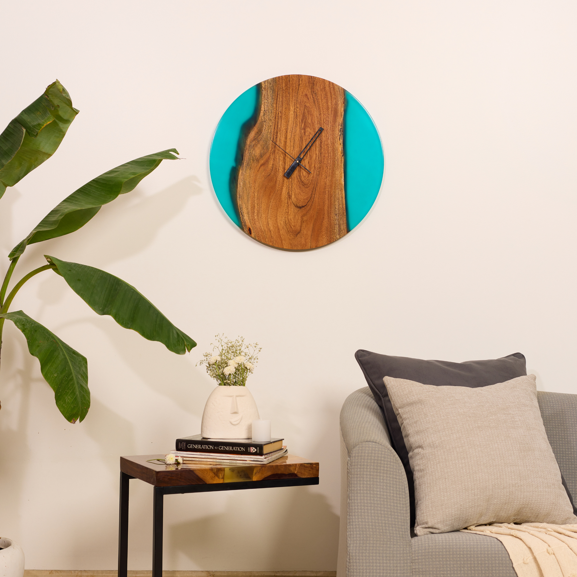 Azur Resin Wall Clock – Elegant Fusion of Acacia Wood & Resin-Blue