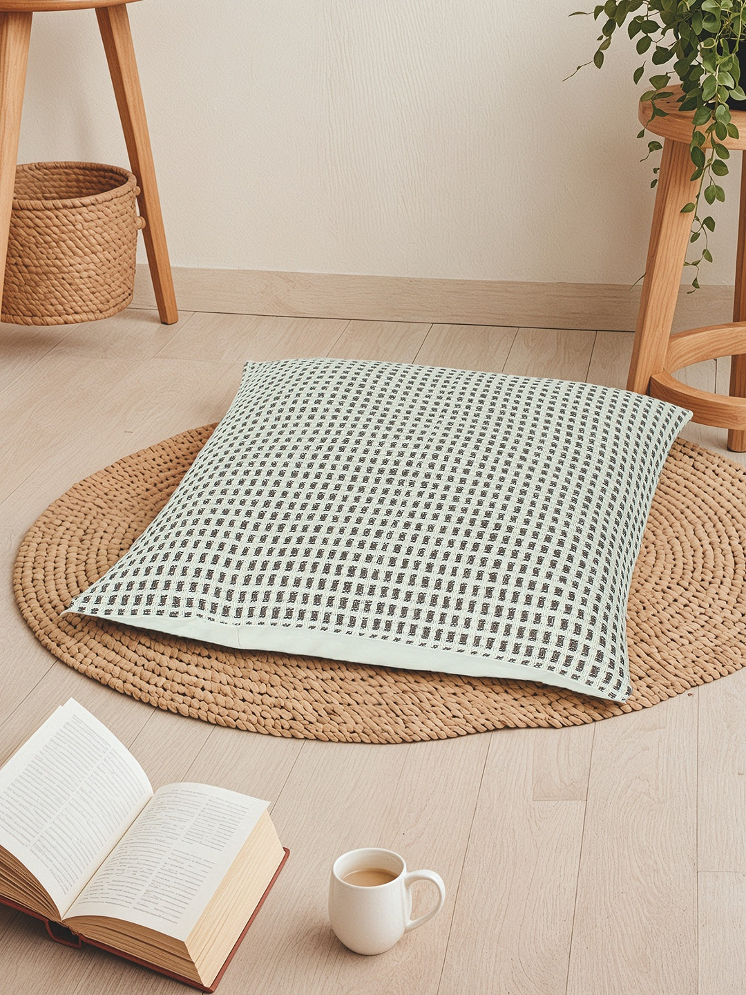 Girnar Set of 2 Cushion Covers (Grey) - 60x60cm