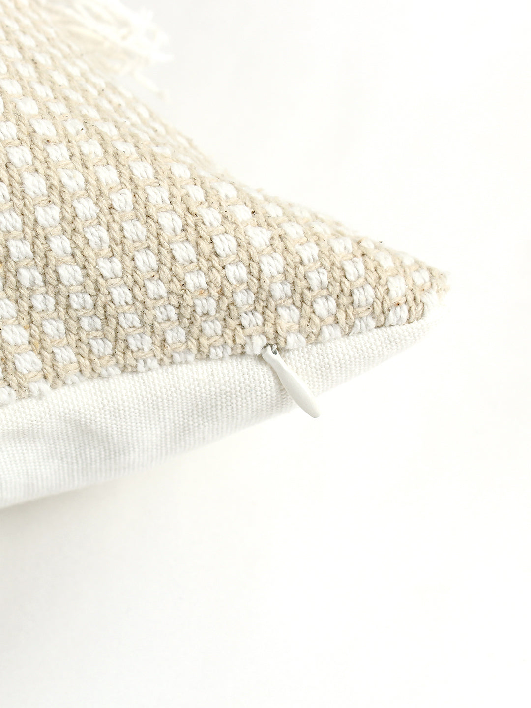 Neerja Set Of 2 Cushion Covers (Pink)