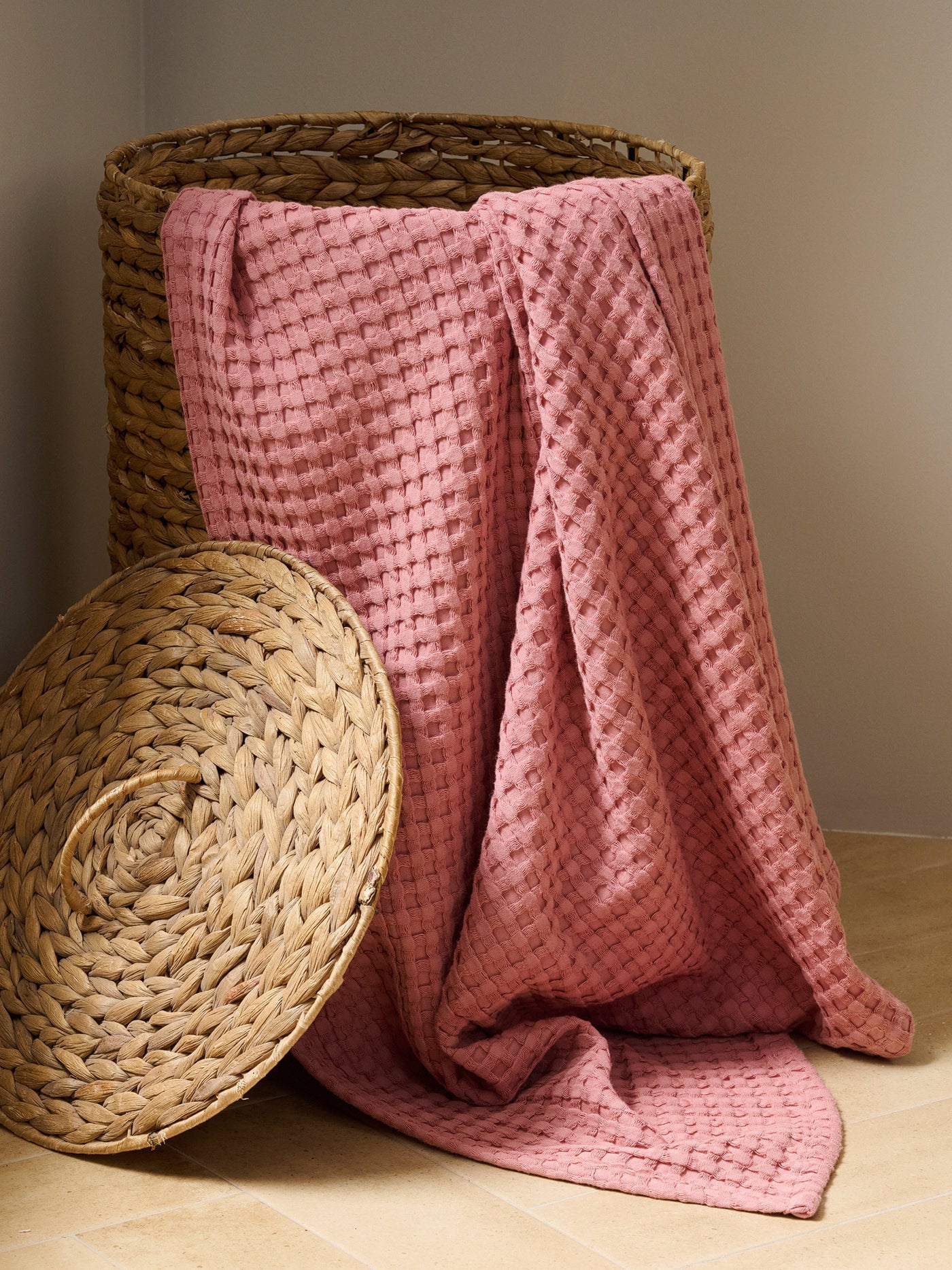 Chalk Cotton Waffle XL Bath Towel Dusty Pink