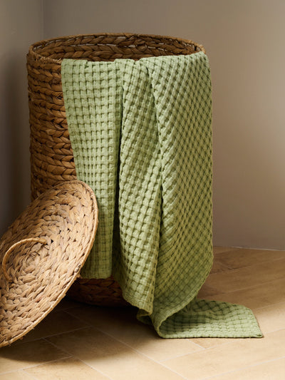 Chalk Cotton Waffle XL Bath Towel Frosted Green