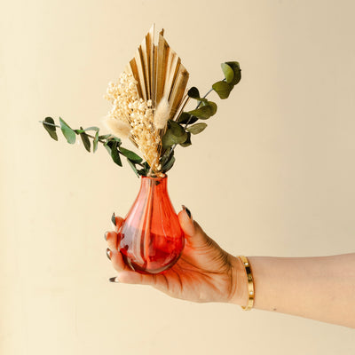 Glass Vase with dried flower bouquet