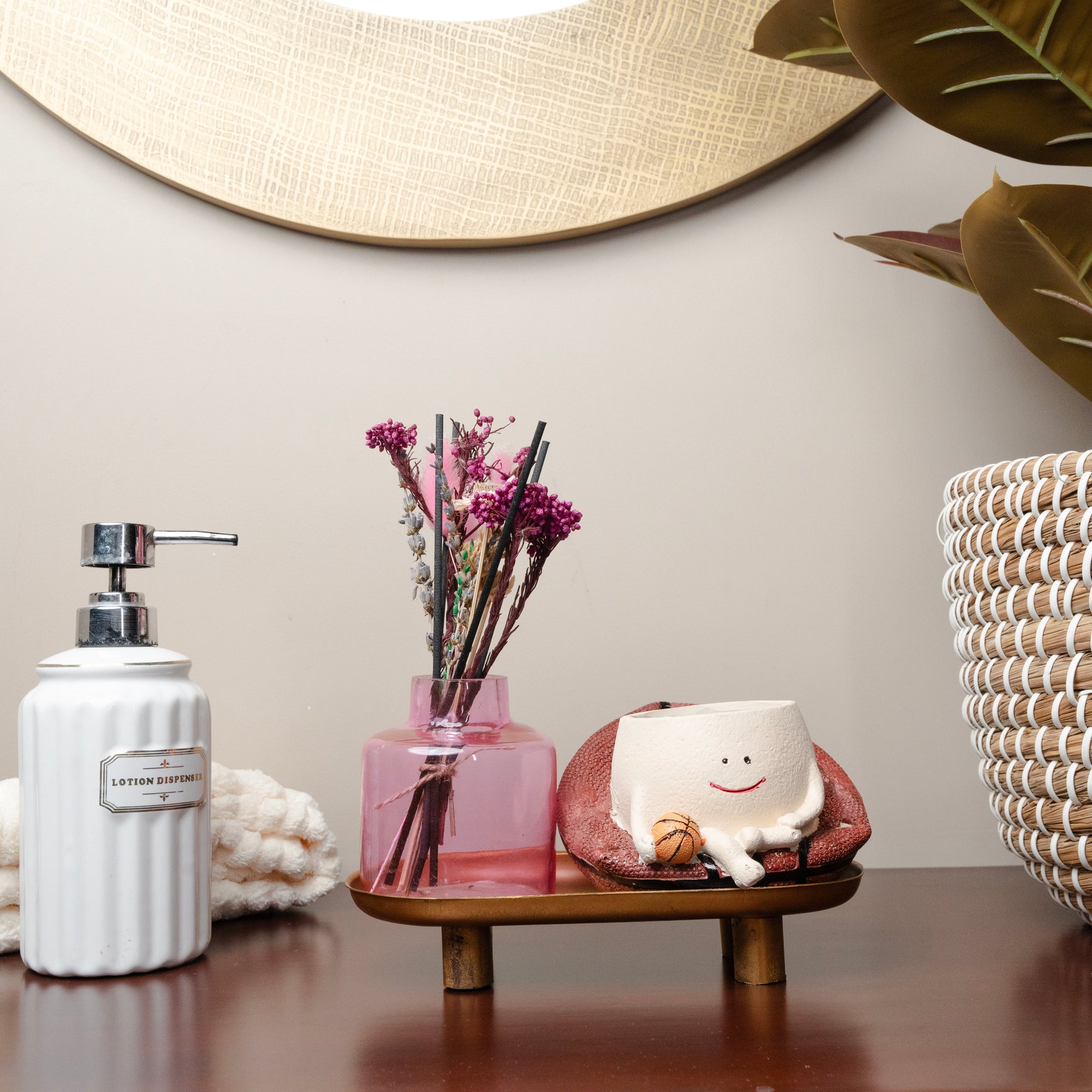 Blush Aroma Diffuser Garden | Reed Diffuser Gift Set with Dried Flowers - https://artecasa.in/