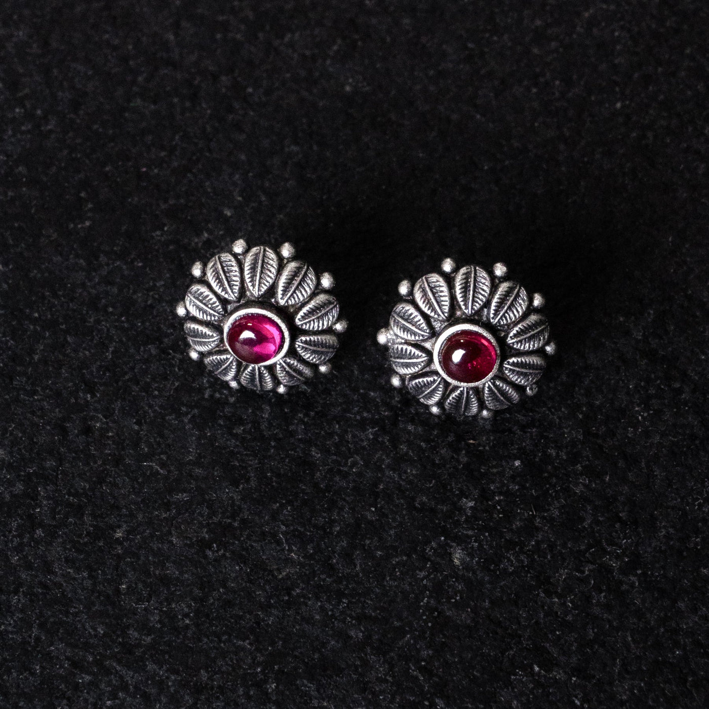 Phooli Studs
