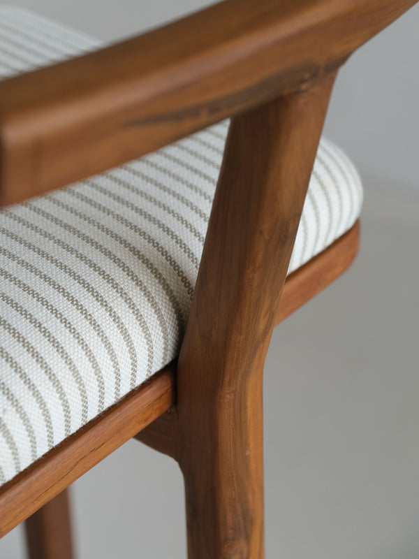 Tana Bar Stool