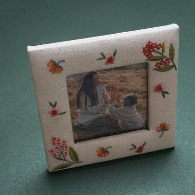 The Keepsake Gift Set (Frame & Tray)