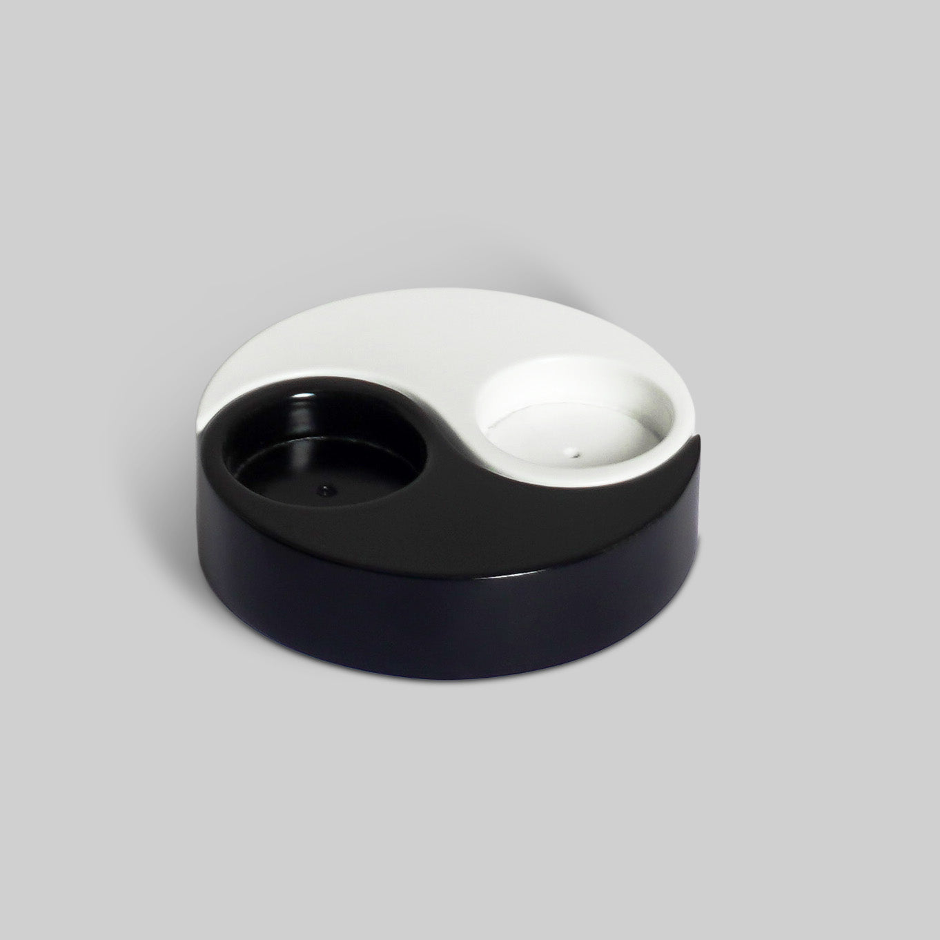 Yin yang candle holder with candle lit India - The Mage Home