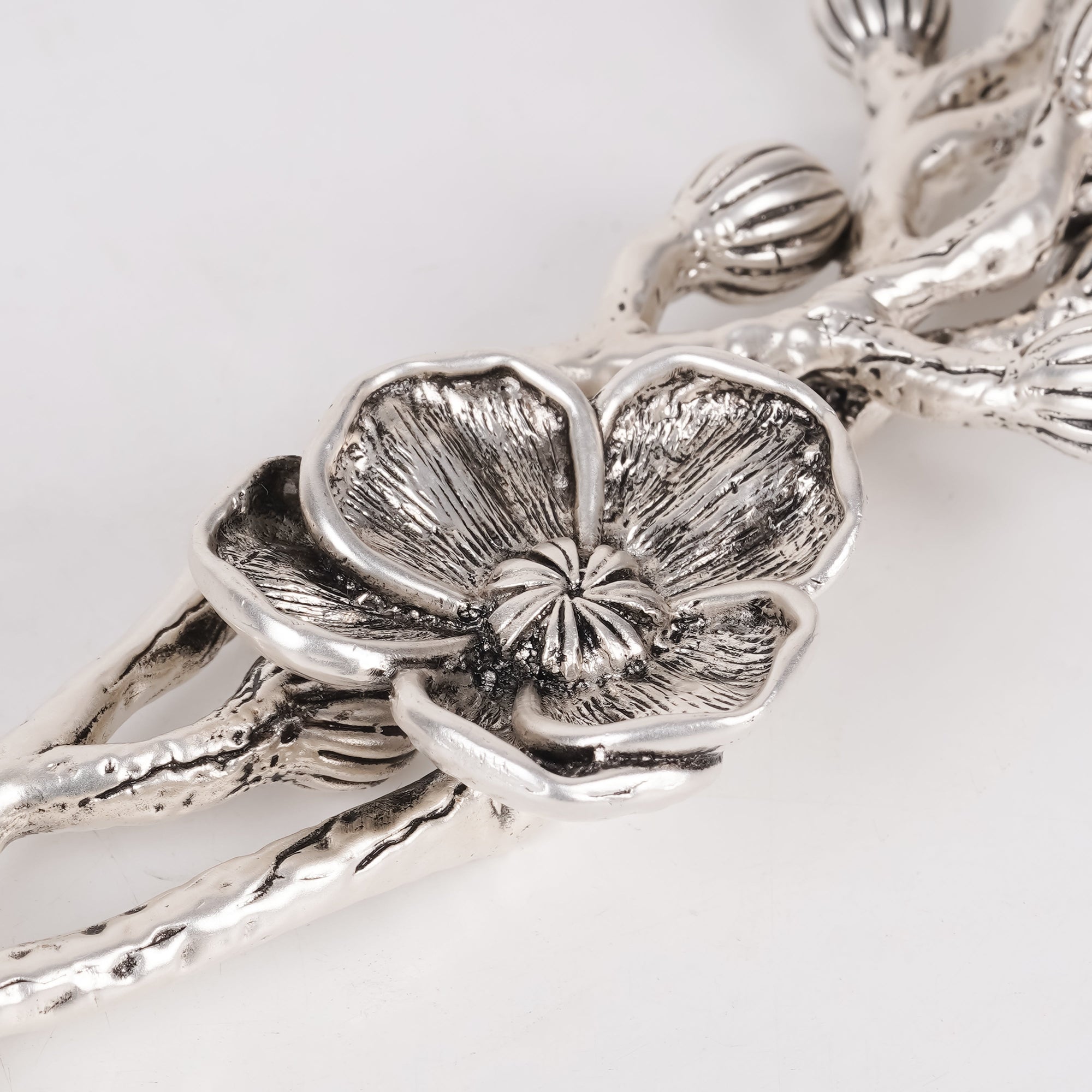 Luxury Floral Silver Cake Knife – Designer Celebration Knife with Sculpted Flower Handle