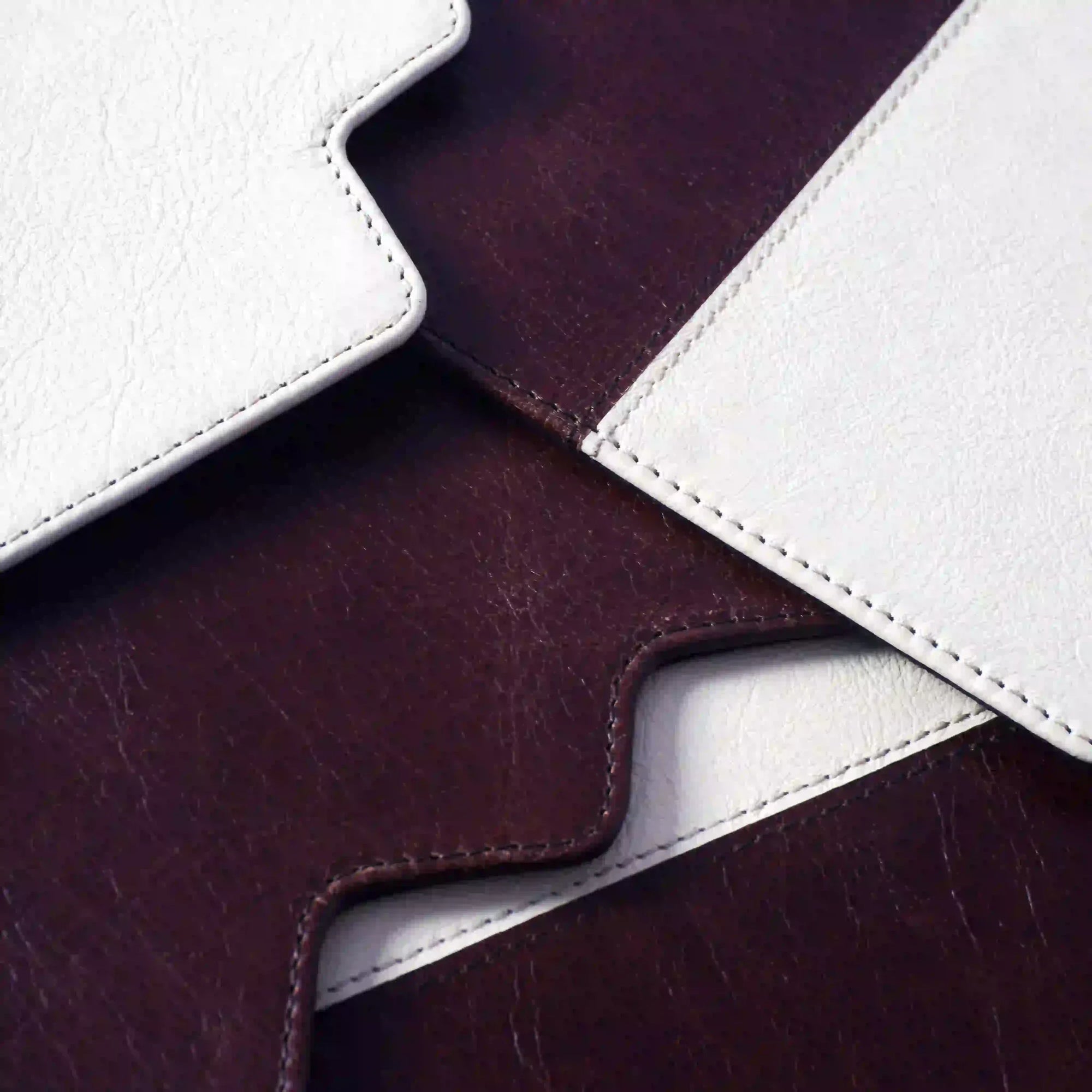 Padao combo set mats on table leather India - The Mage Home