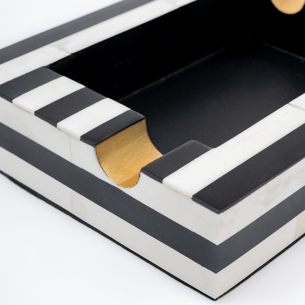 MILANO – B&W ASHTRAY