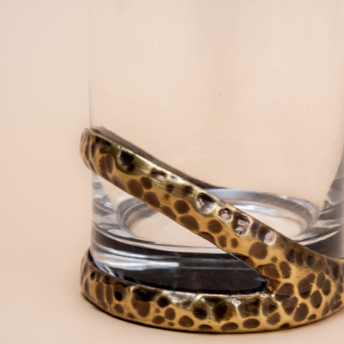RAPHAEL – HANDMADE WHISKEY GLASS (ANTIQUE)