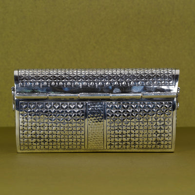 Silver Textured Clutch Box – The Art of Timeless Glamour