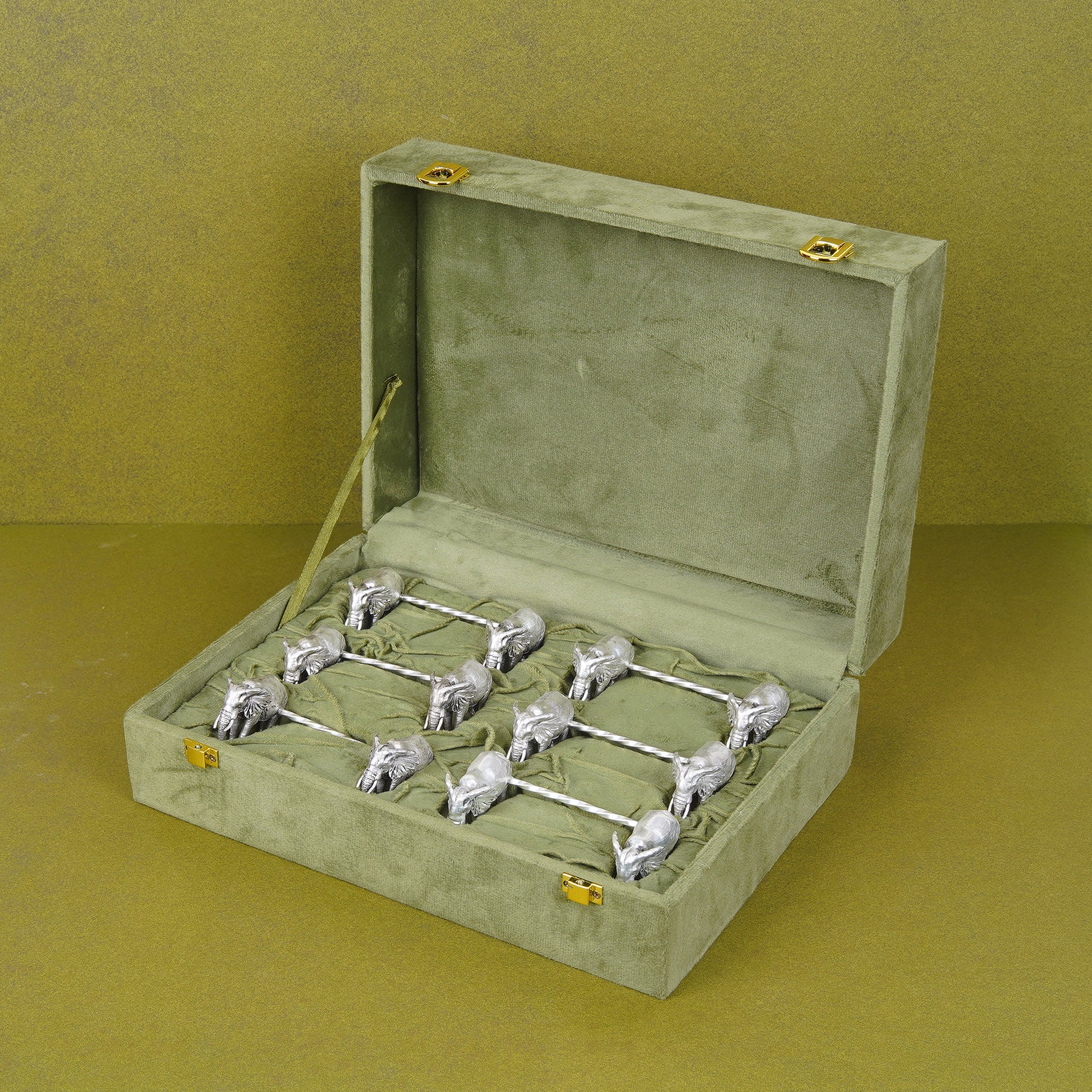 Front Facing Elephant Spoon Rest