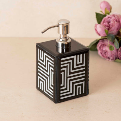 Maze Glass Bathroom Set of 3 Black & White
