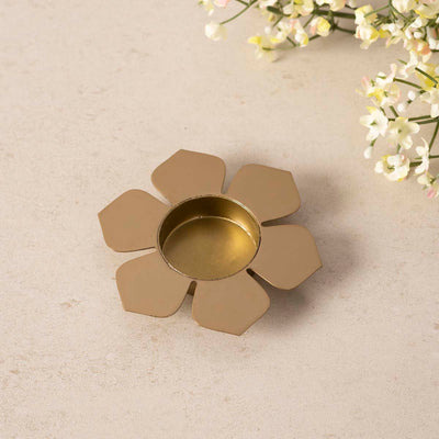 Petal Tlight holder with tlights set of 5 - Gold