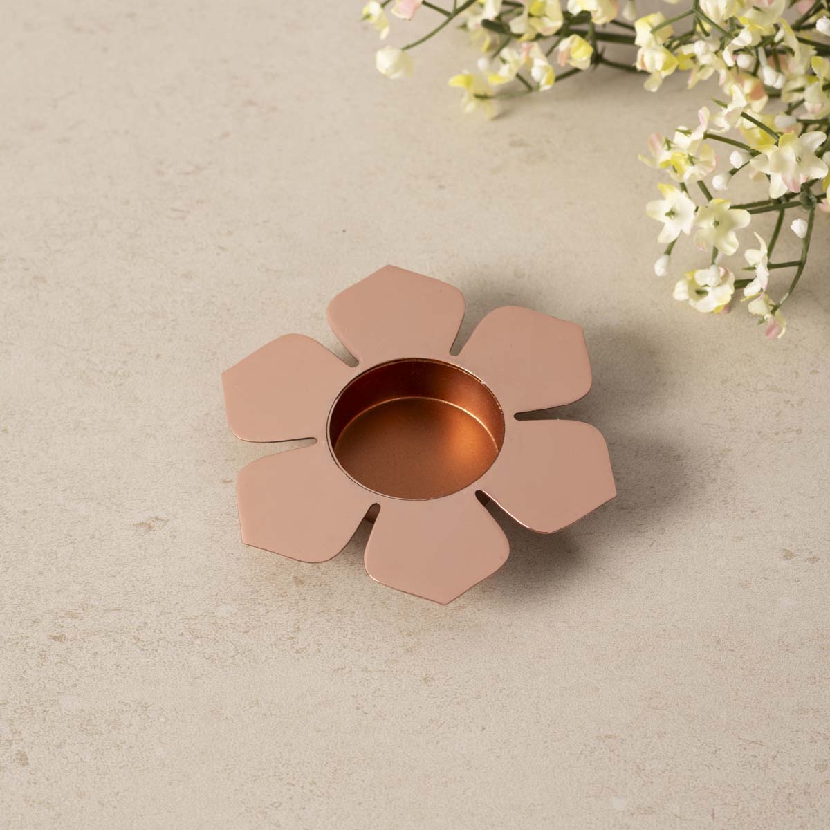Petal Tlight holder with tlights set of 5 - Rose Gold