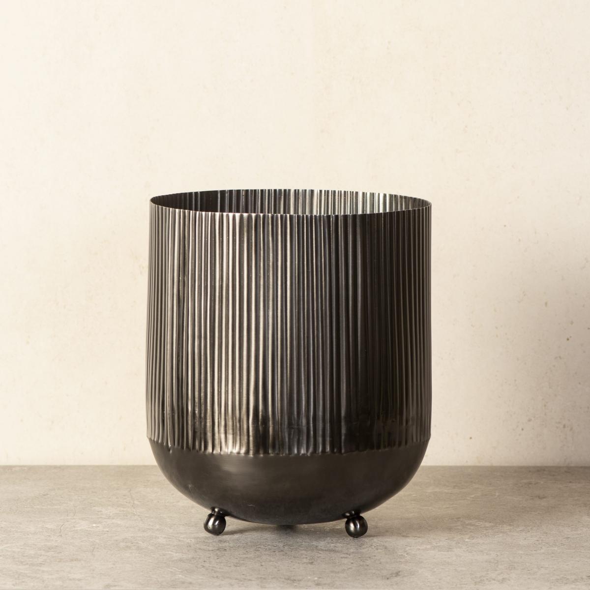 Ripple Cut Brass Dustbin/Planter - Cosmos Black