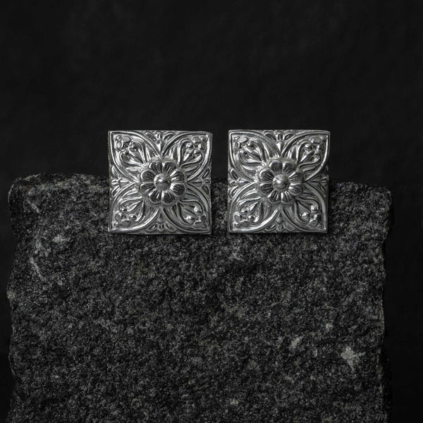 Varg Silver Studs Earring