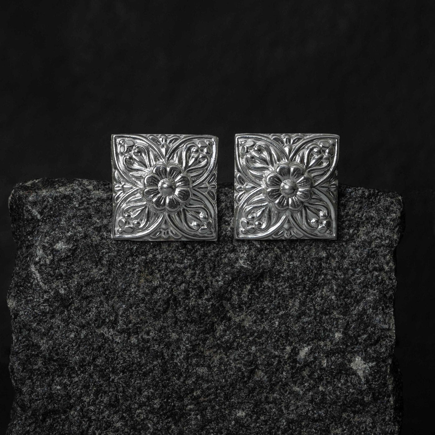 Varg Silver Studs Earring