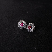 Phooli Studs