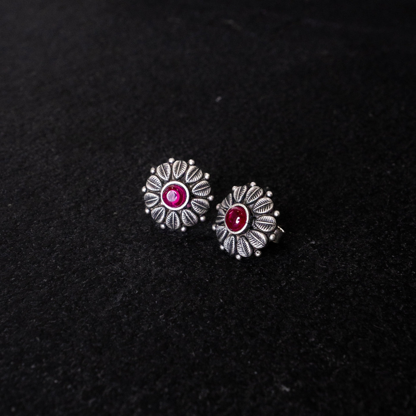 Phooli Studs