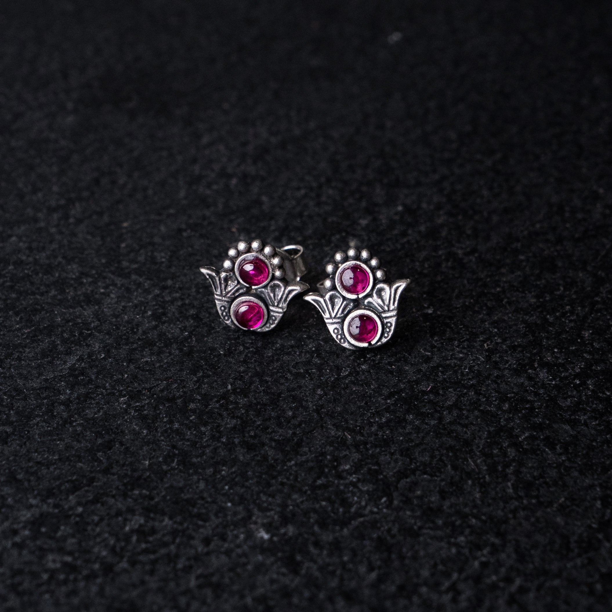 Rangdari studs