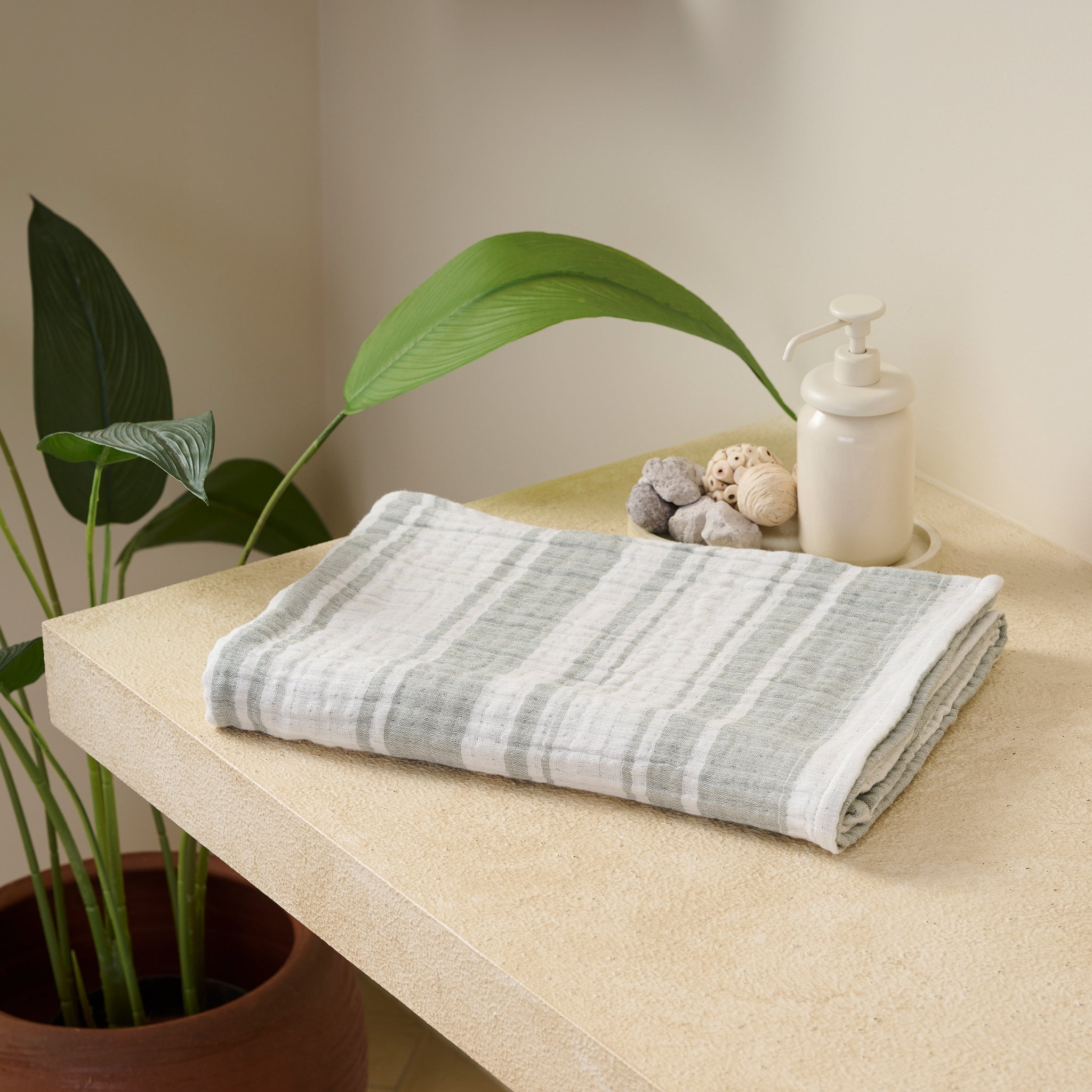 Trace | Cotton | Gauze | Bath Towel
