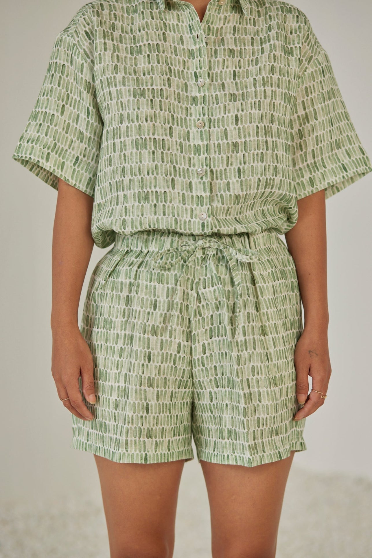 Echo Speckle Green Shorts