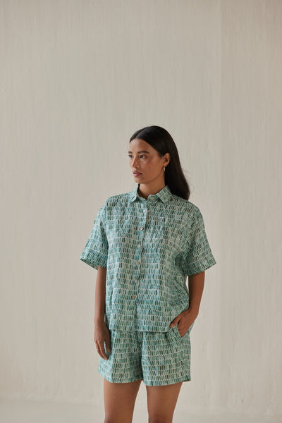 Echo Speckle Teal Shorts