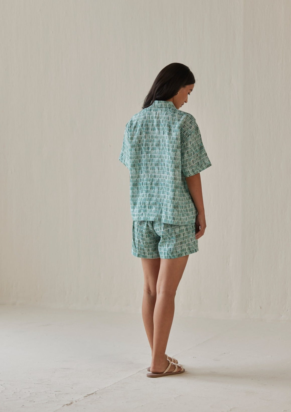 Echo Speckle Teal Shorts