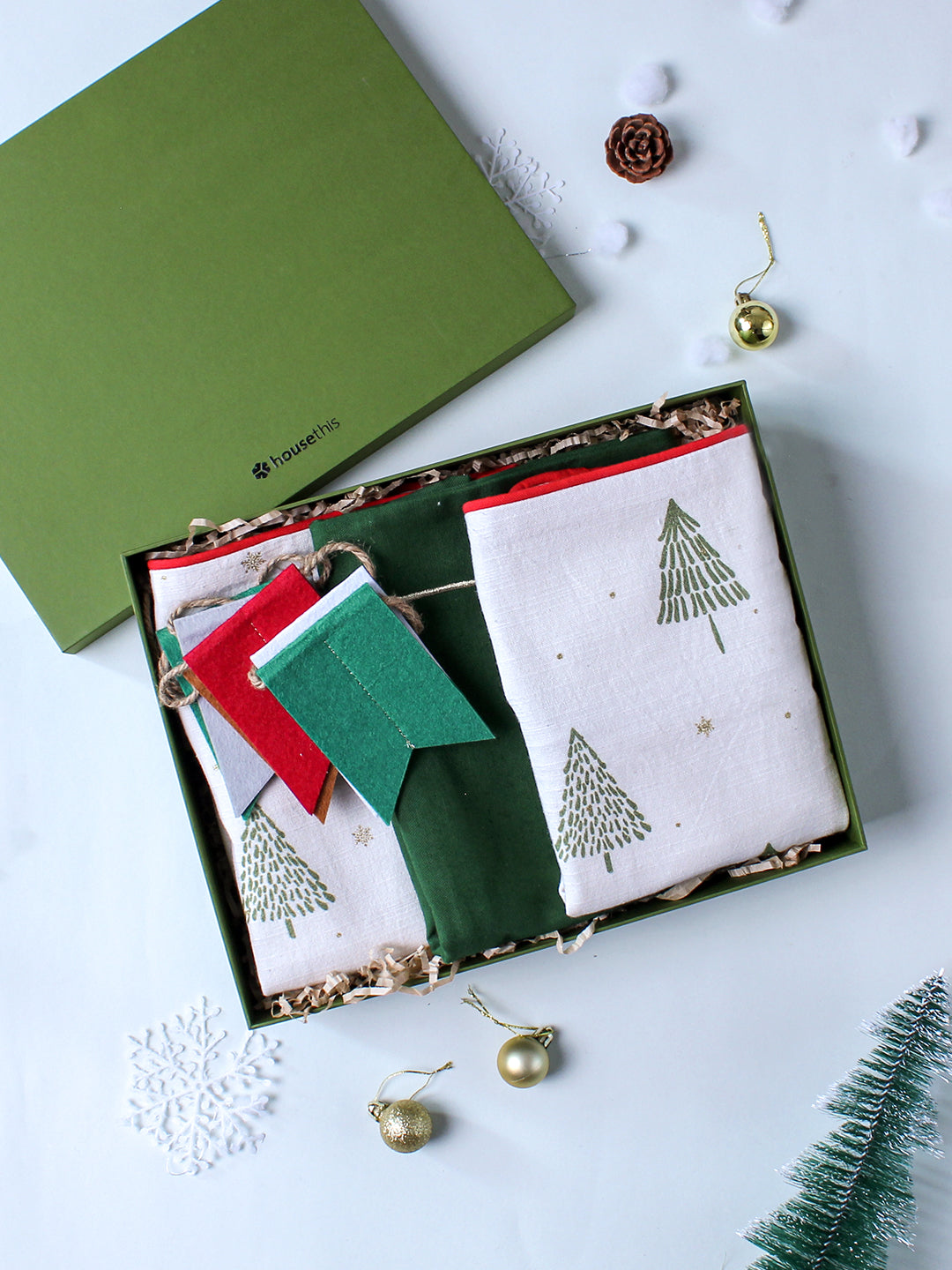 Sparkling Tree Cushion Cover Gift Set (Multi)