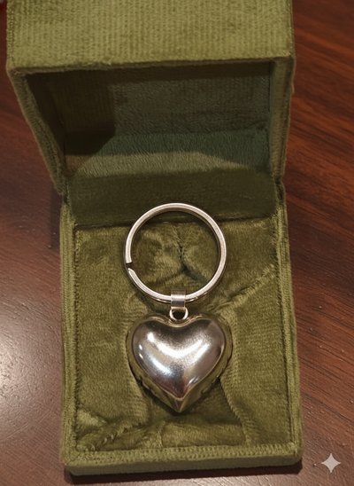 Heart Keyring with Custom Name Engraving in Pure Silver Plating