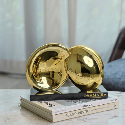Intersecting Gold Decor Object