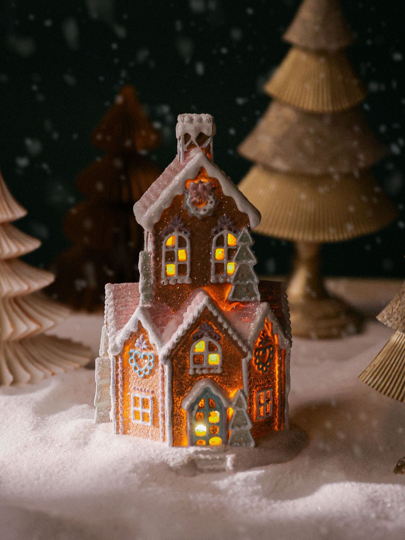 Big Pastel Ginger Bread House with LED light