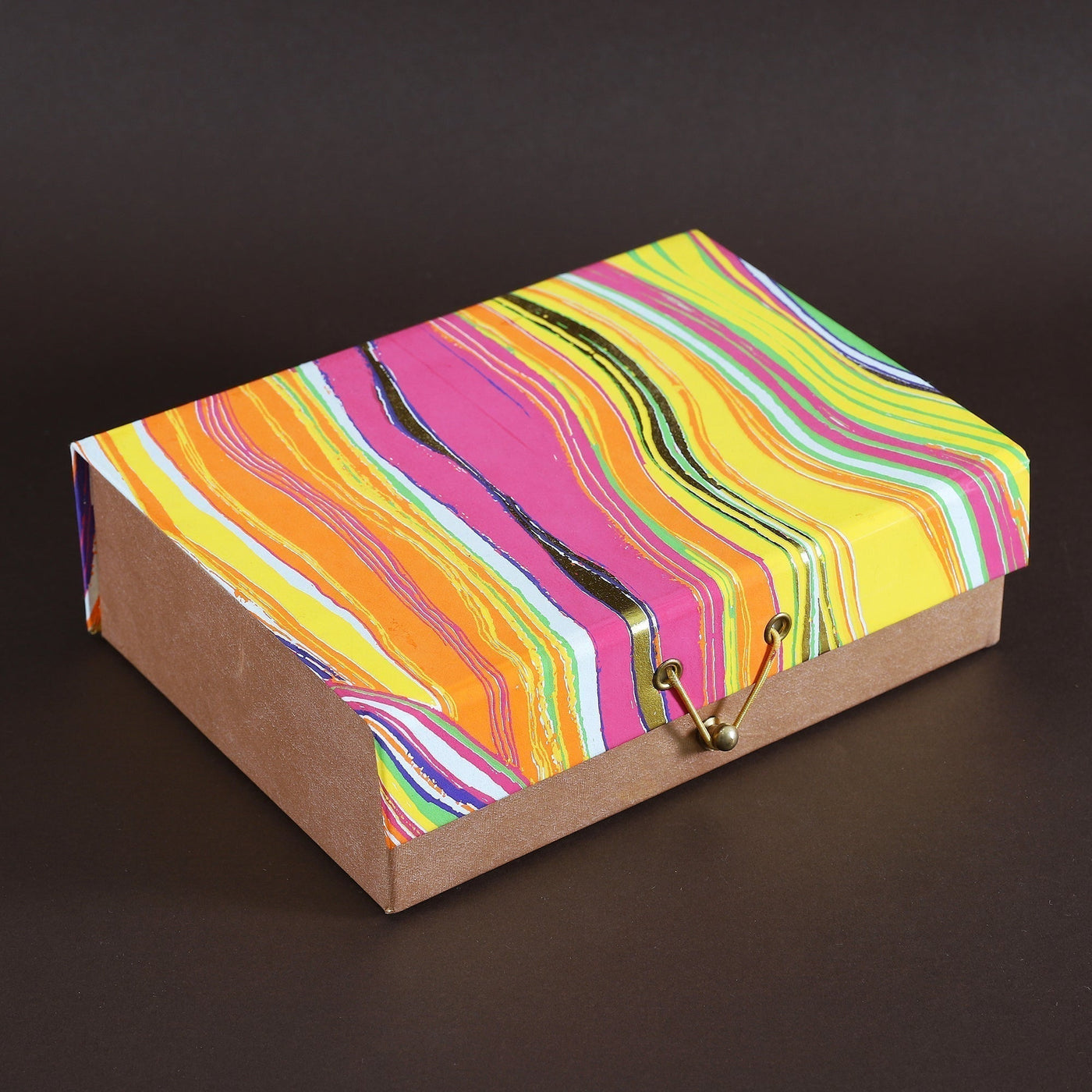 Leheriya Medium Gift Box