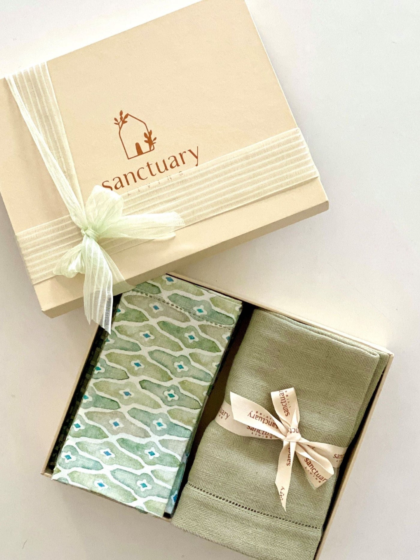 Sage Table Runner and Napkins Linen Gift Set