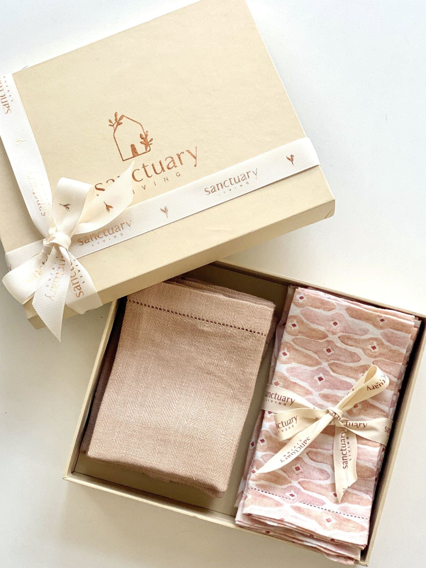 Blush Table Mats and Napkins Gift Set