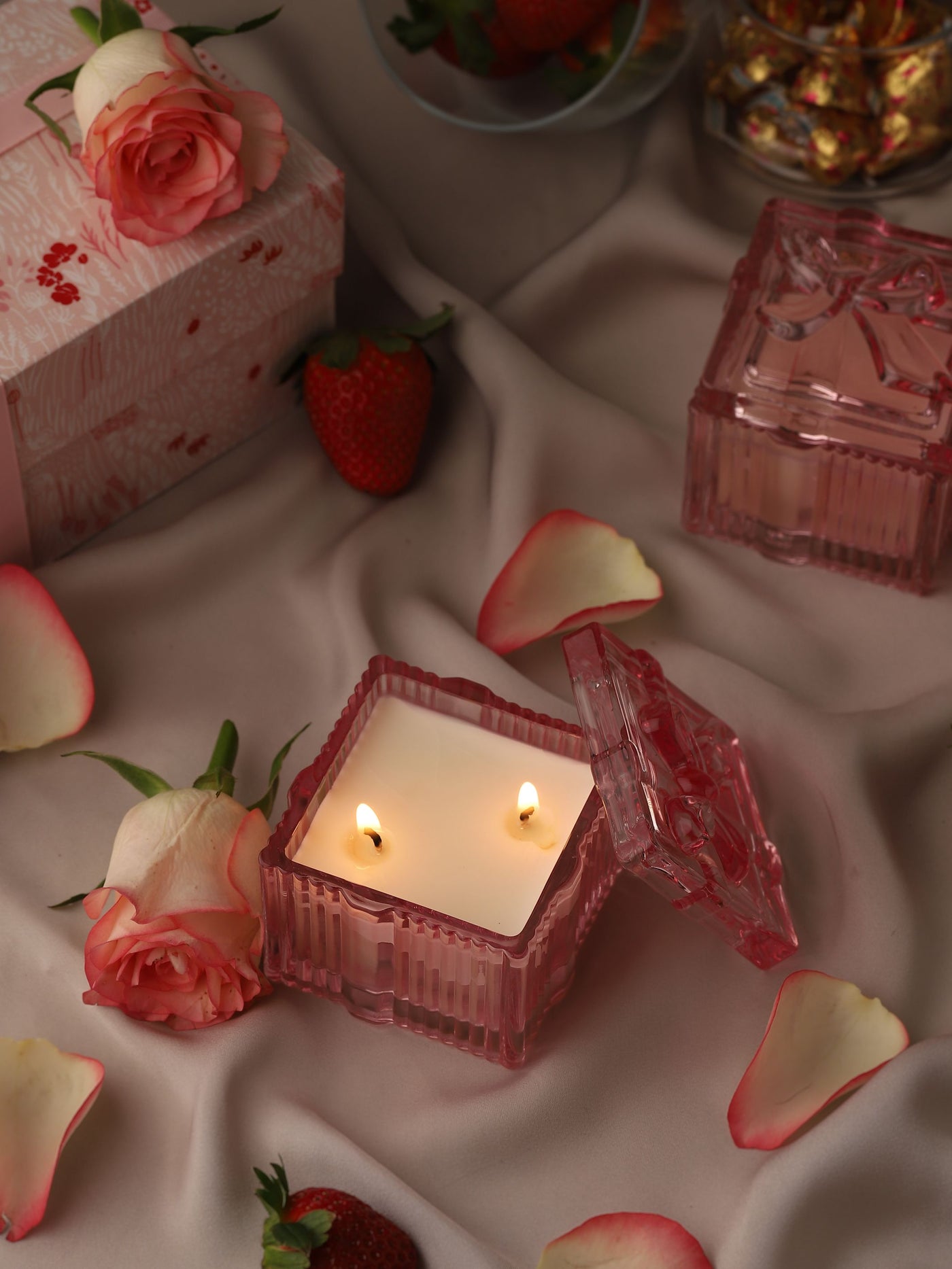 Wrap It Up Candle - Pink - Love Edition