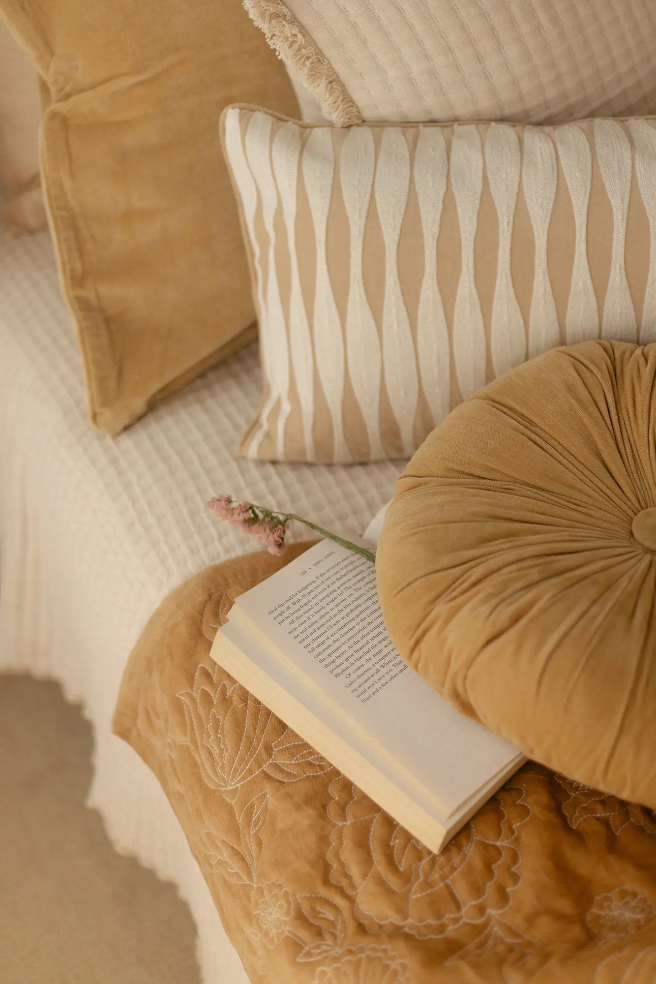 Ripple Oatmeal Oblong Cushion Cover
