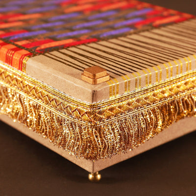 Khat Shaped Box