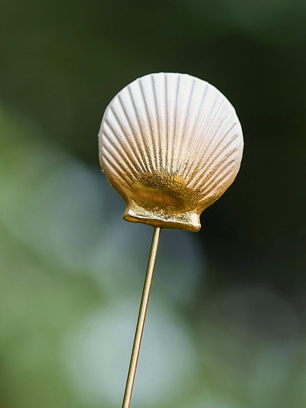 Golden White Seashells Metal Sticks