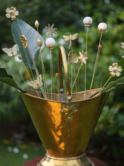 Golden White Seashells Metal Sticks