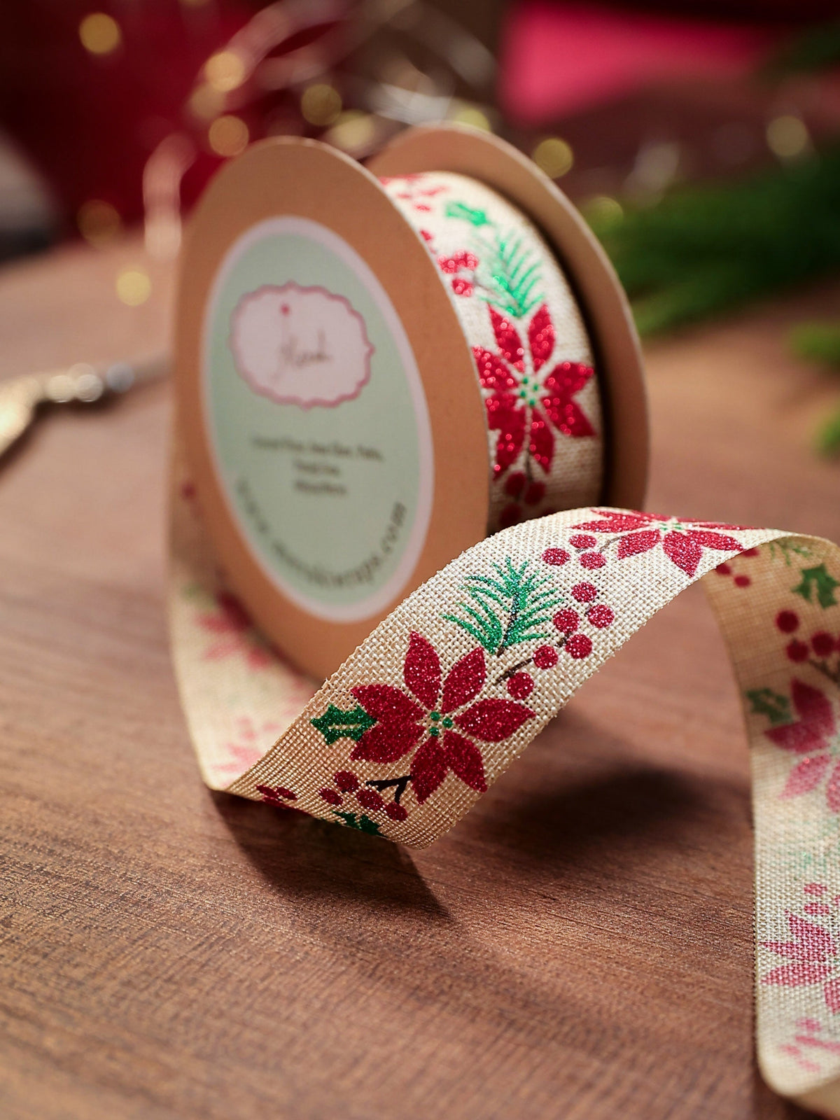 Poinsettia & Pine Ribbon