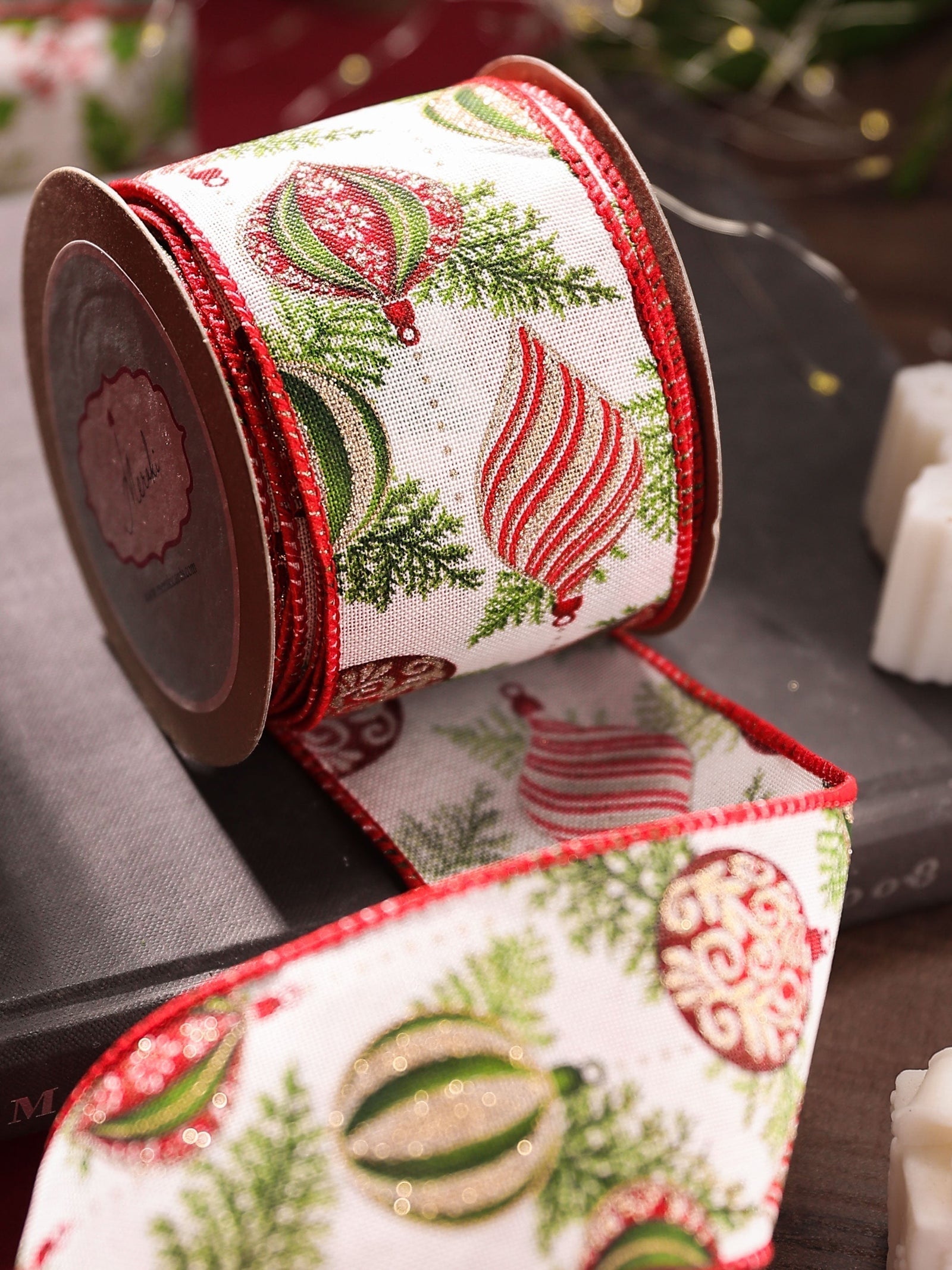 Vintage Ornament & Pine Ribbon