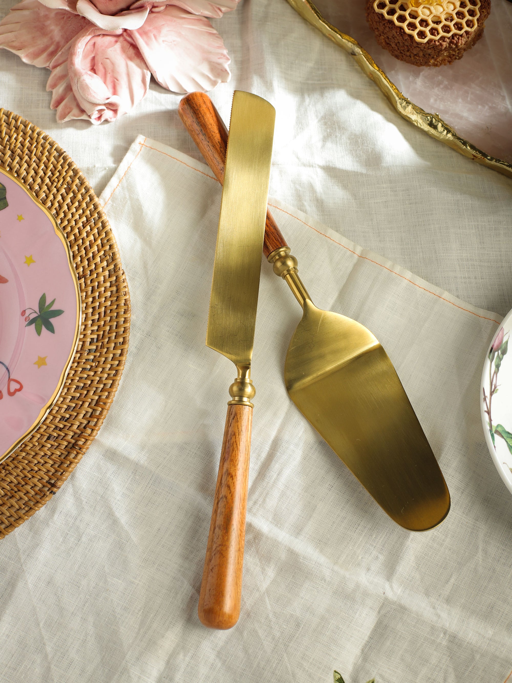 Cake Knife & Server - Earthy Luxe